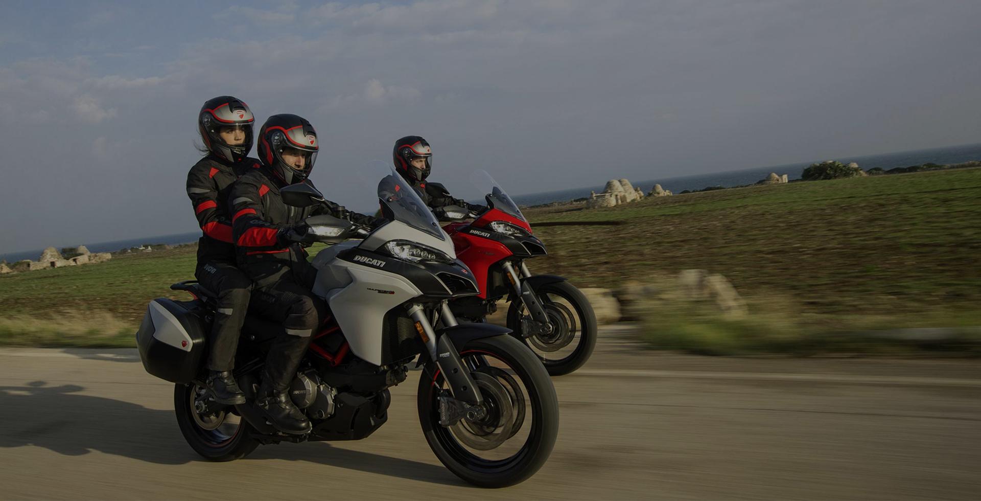 두카티코리아 홈페이지 메인 사진